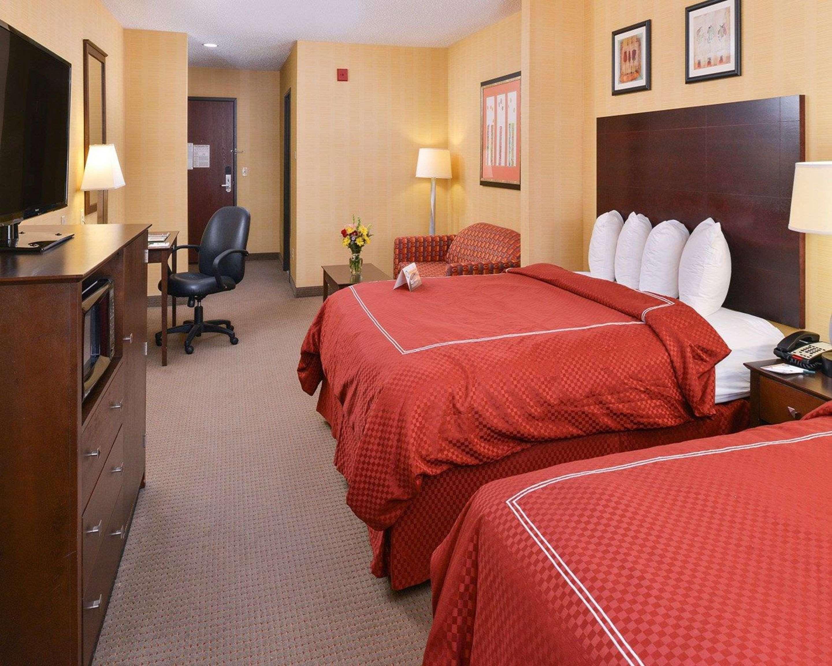 Quality Suites Stratford Exterior foto