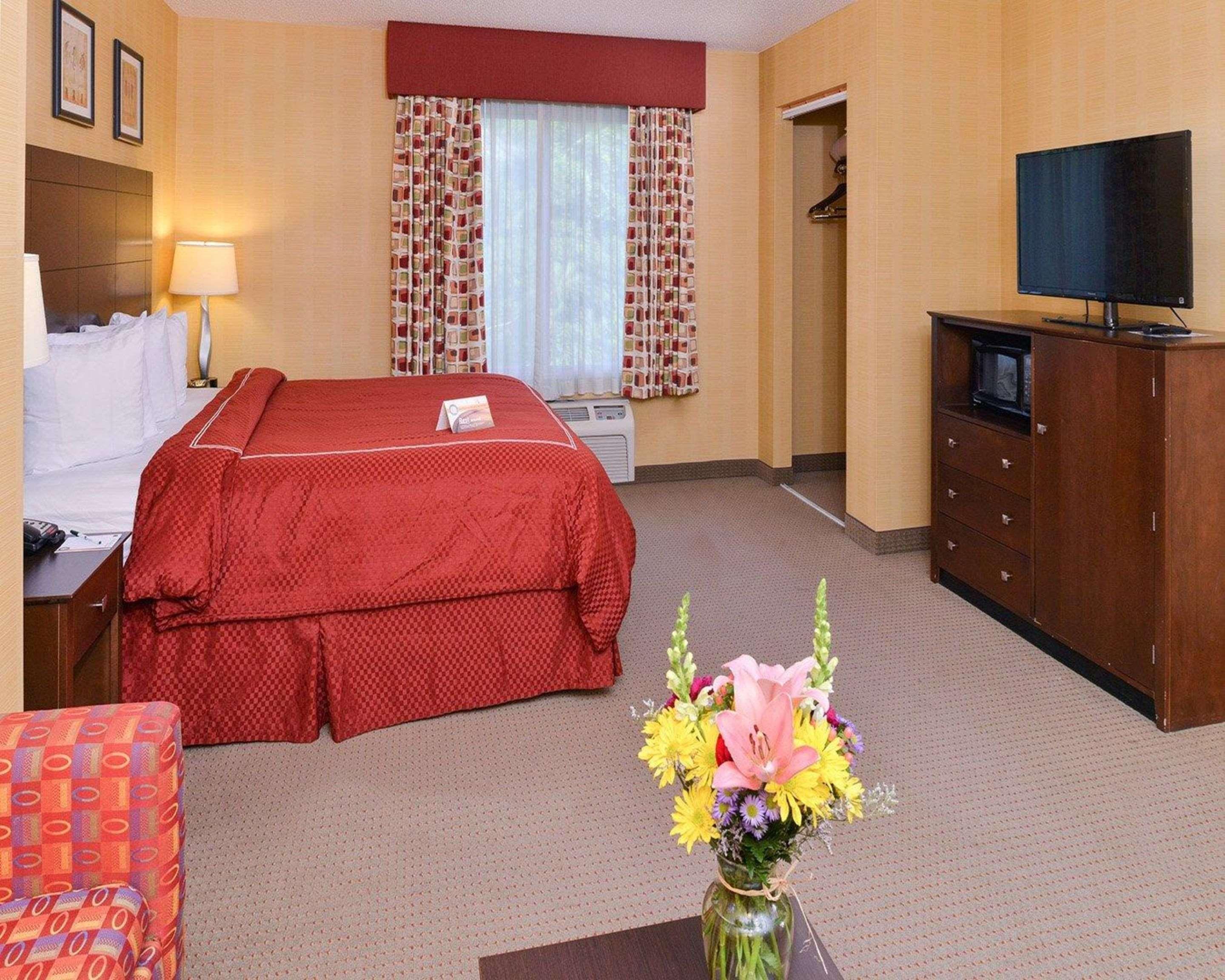 Quality Suites Stratford Exterior foto